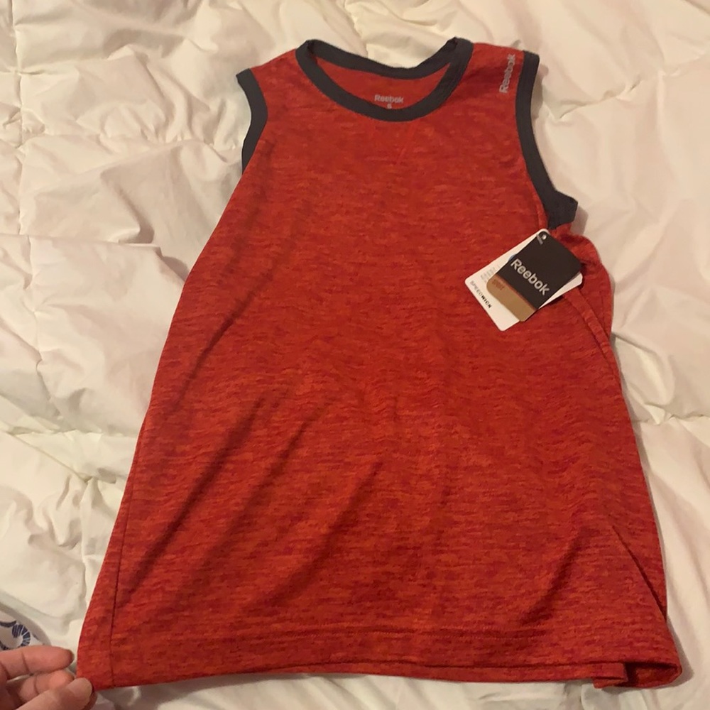 Boys Reebok 8-10 speed wick athletic tank